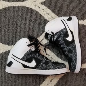 Nike high top sneakers